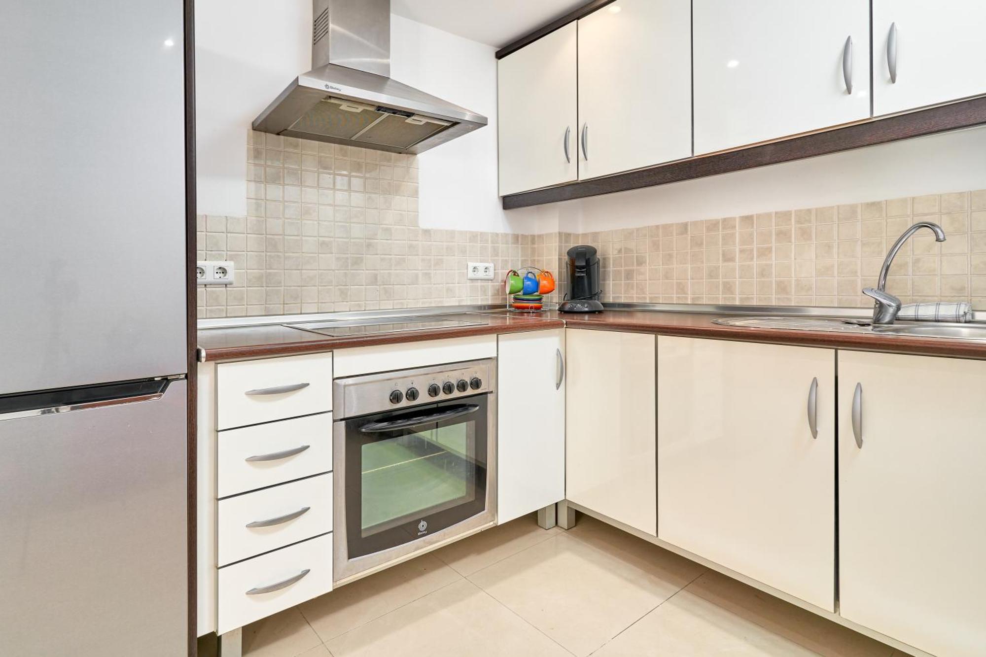 1 Bed Apartment With Sea View Нерха Екстериор снимка